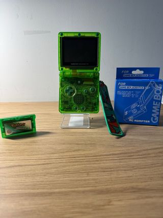Game Boy SP Verde Translucido + Pokemon esmeralda