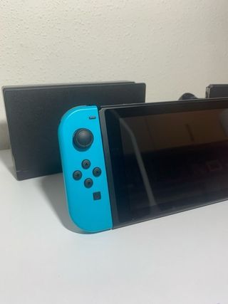 IMPECABLE Nintendo Switch + Accesorios