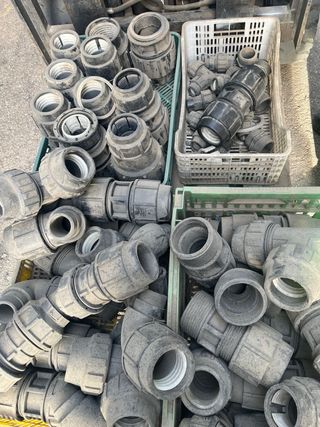 Conexiones para riego y tubería