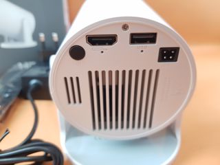 Mini Proyector 4K WiFi 6 BT5.2 Blanco