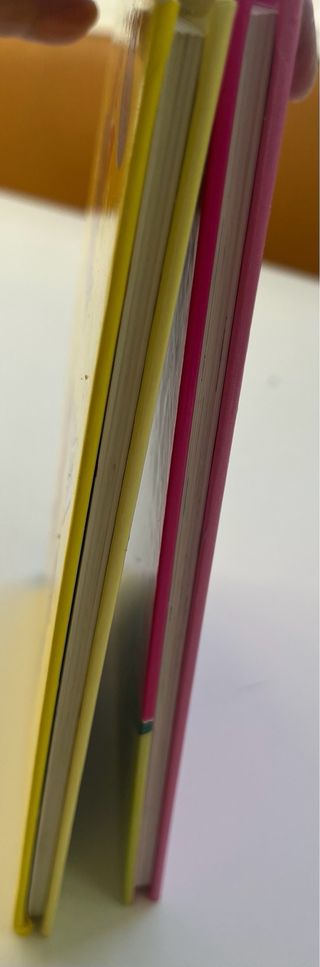 Libros. Kika superbruja y Dani. Ed. Bruño