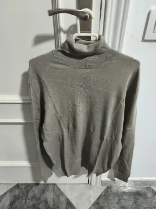 Jersey Zara Cuello Alto Talla L