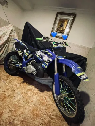 Yamaha YZ 250cc 2T Vendo o Cambio