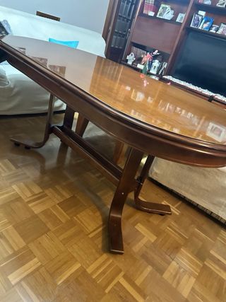 Mesa de comedor extensible de madera