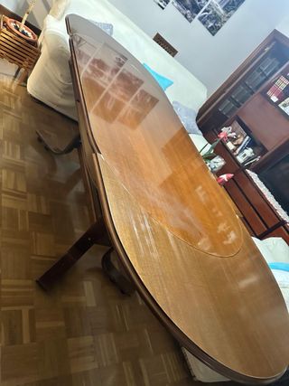 Mesa de comedor extensible de madera