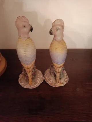 Pareja Figuritas Porcelana Pájaros