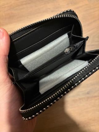 Cartera Zadig & Voltaire negra nunca utilizada.