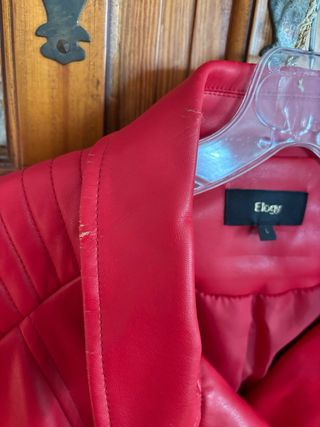 Cazadora motera polipiel roja