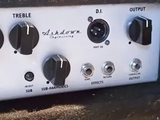 ASHDOWN MAG300 EVOII 15" AMPLIFICADOR BAJO