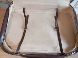 Valigia e beauty case vintage coordinato marrone