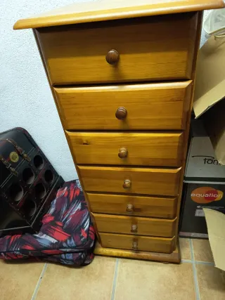 Cómoda de madera miel 6 cajones