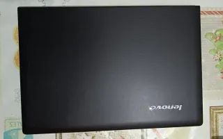 Portátil Lenovo i3 8GB