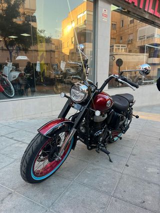 Royal Enfield Classic 350 Goan Red