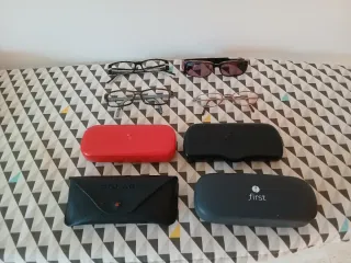 4 Monturas Gafas + 4 Estuches