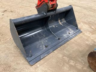 Mini Excavadora Komatsu