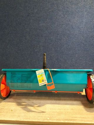 Esparcidor de abono combisystem GARDENA 420-20