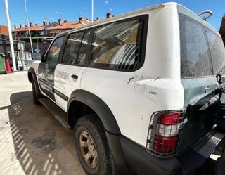 Nissan 21410vb800 radiador patrol 3.0 di y61 44930