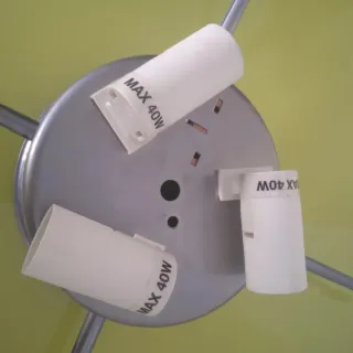 Plafón de techo cristal y metal