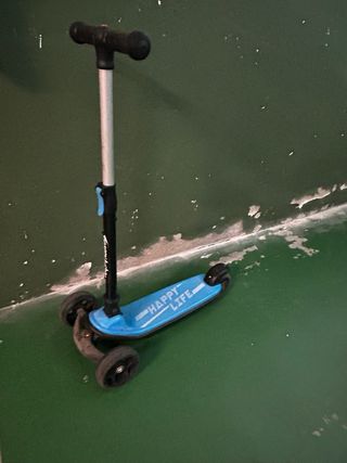 Patinete infantil 3 ruedas azul con luces led