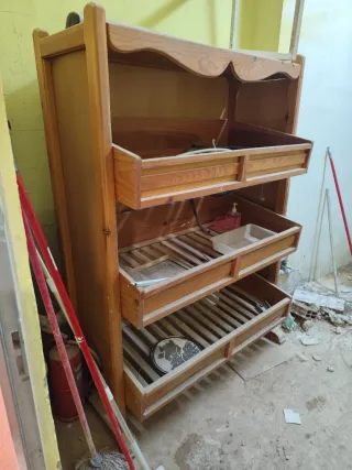 Mueble panera de madera