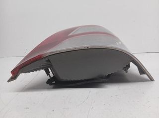 Toyota 219466 piloto trasero derecho 0d53 yaris