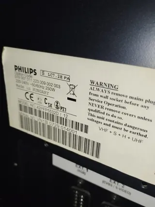 TV Plasma Philips 42 Negra + fire tv