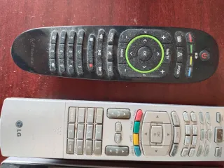 Lote 5 Mandos a Distancia Lauson y Philips