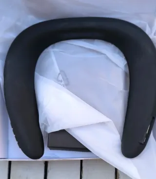 Altavoz tipo JBL Soundgear Bluetooth Negro