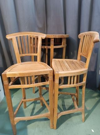 Conjunto Mesa y taburetes Madera Teka