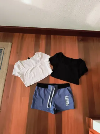 Conjunto 2 Camisetas y Pantalón Corto