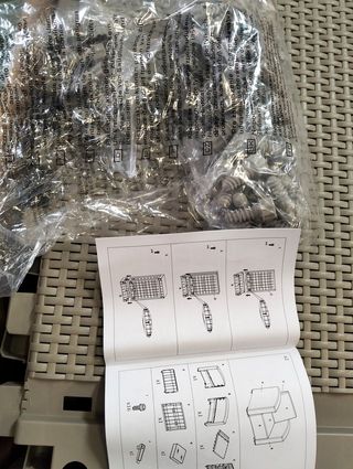 Conjunto de jardín de resina 4 piezas, Gris y terracota