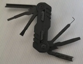 Multiherramienta de limpieza de armas Gerber con f