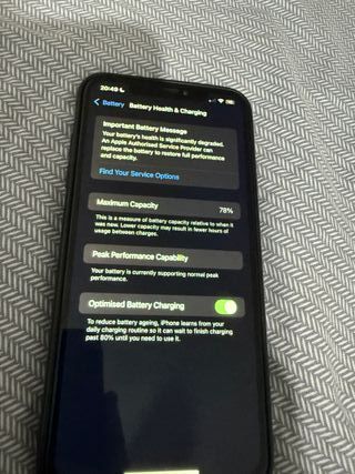 iPhone XS Max 64GB Space Gray 78% Batería