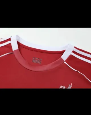 Camisetas y equipaciones de fútbol replica