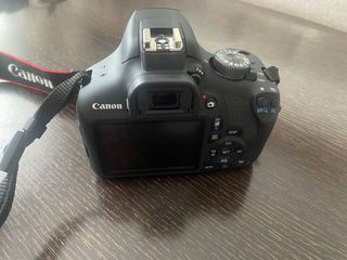 Cámaras Canon EOS con Lentes y Tapas