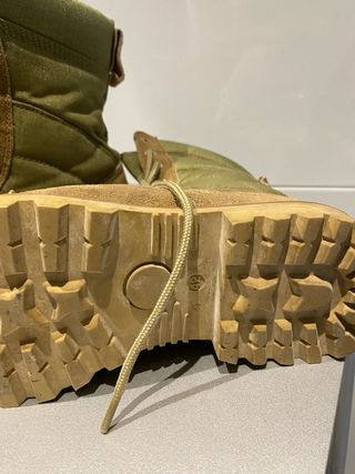 Botas de montaña militares