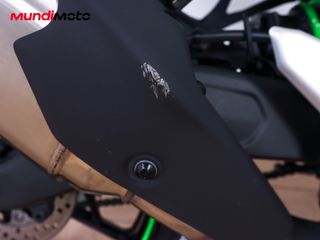 KAWASAKI NINJA ZX 4RR EDICIÓN 40 ANIVERSARIO