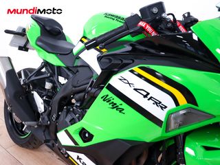 KAWASAKI NINJA ZX 4RR EDICIÓN 40 ANIVERSARIO