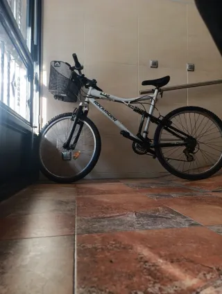 Bicicleta de Montaña Rockrider Blanca