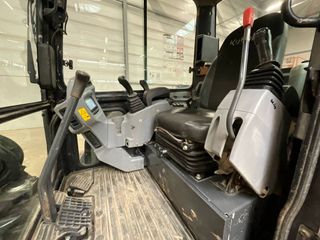 Mini Excavadora Kubota KX057-4