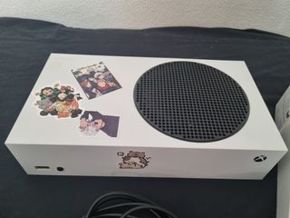 Xbox One S 512GB + 2 mandos