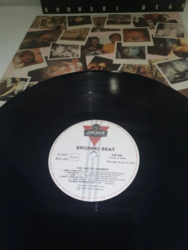 Vinilo Bronski Beat The Age of Consent, año 1984