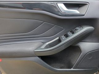 Ford Focus 1.0 Ecob. MHEV 92kW STLine Design SIP