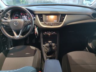 Opel Grandland X 1.2 Turbo Selective