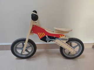 Bicicleta madera sin pedales