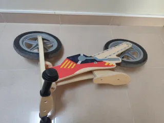 Bicicleta madera sin pedales