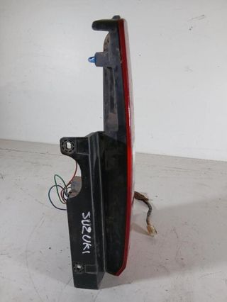 214836 piloto trasero e95323 suzuki jimny sn (fj)