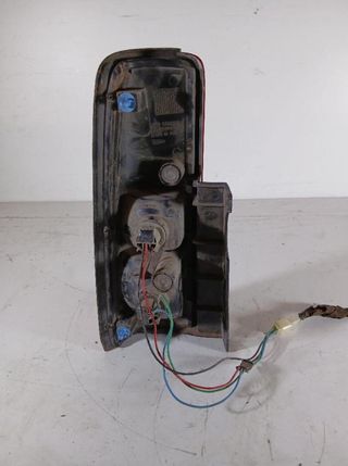 214836 piloto trasero e95323 suzuki jimny sn (fj)