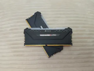 Corsair Vengeance RGB DDR4 16GB RAM