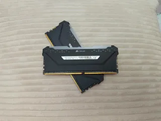 Corsair Vengeance RGB DDR4 16GB RAM
